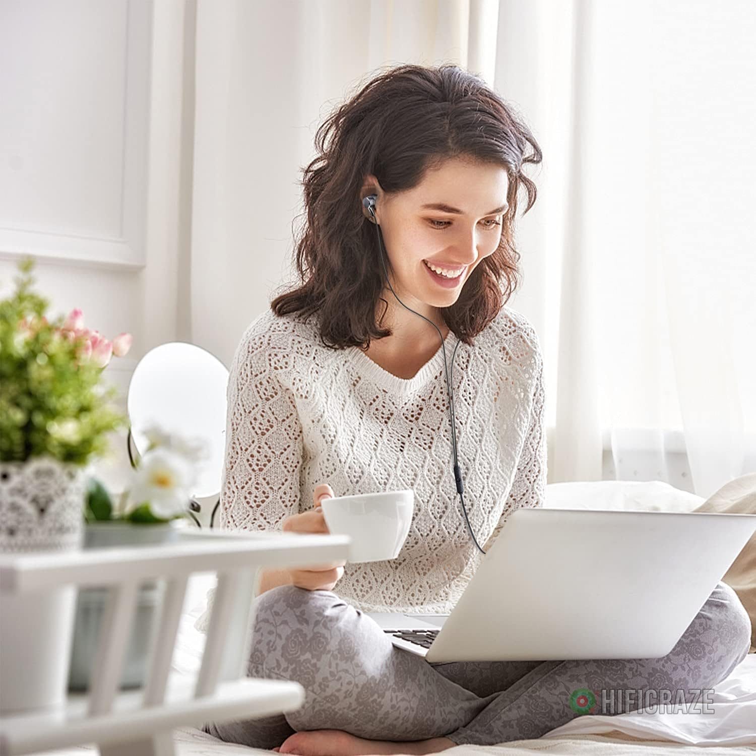 Wired Earbuds Headphones with Microphone Stereo Bass Earphones Noise Isolation in-Ear Headset Compatible with All Smartphones Tablets iPod IPad MP3 Player That with 3.5 mm Interface(Silver) 7 Wired Earbuds Headphones with Microphone Stereo Bass Earphones Noise Isolation in-Ear Headset Compatible with All Smartphones Tablets iPod IPad MP3 Player That with 3.5 mm Interface(Silver) - Image 7